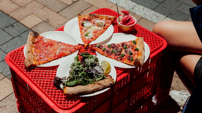 V Darlinghurstu odprli novo picerijo A.P Bakery s pizzami v stilu New Haven