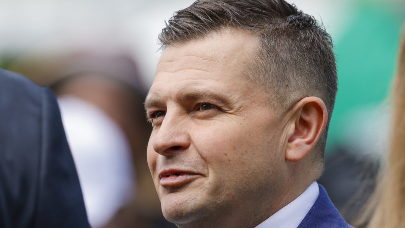 Paul Snowden opens up on split with dad as new stable makes city debut