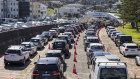 Drivers queue for COVID tests at Bondi Beach on Tuesday.