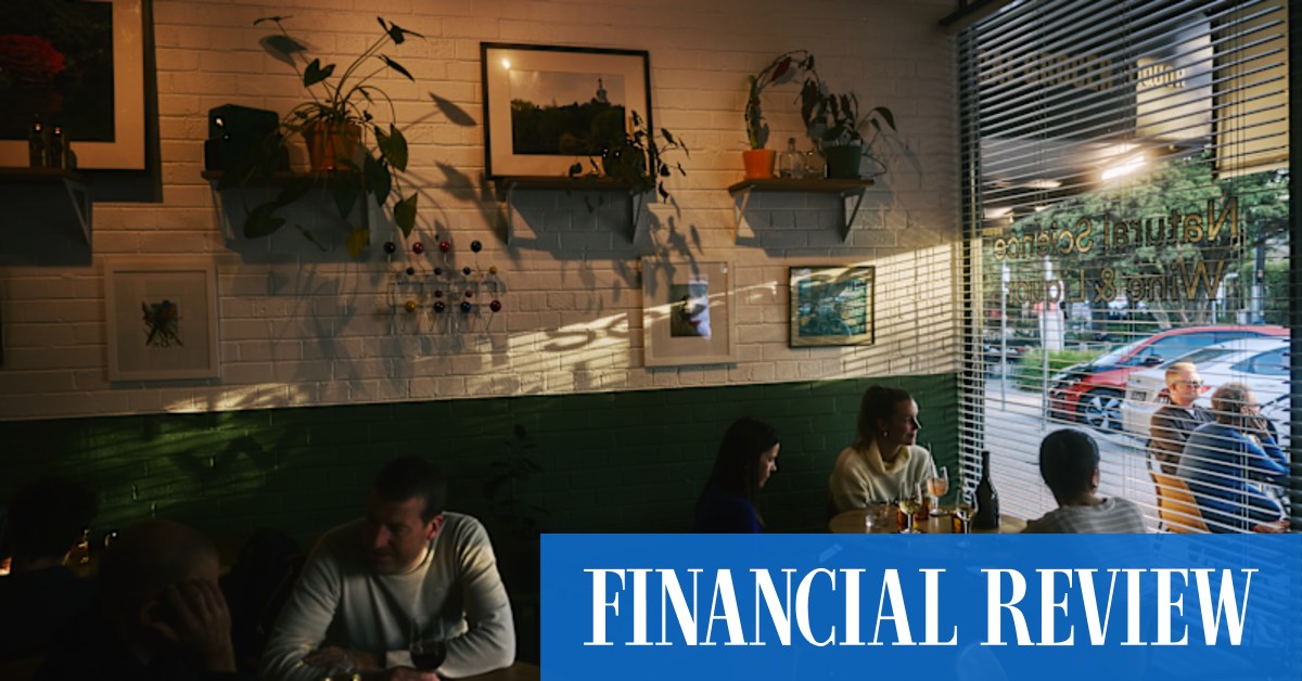 Why bars and bottleshops are going all in on Australian booze