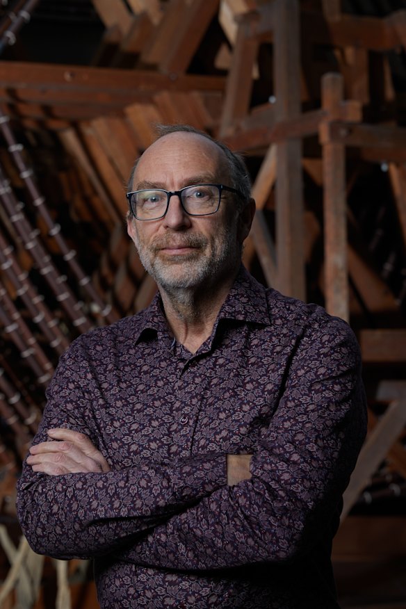 Jimmy Wales.