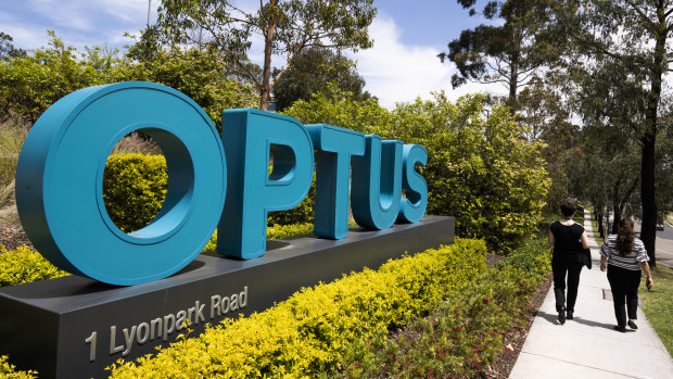 Optus needs new leadership, Australia needs new rules