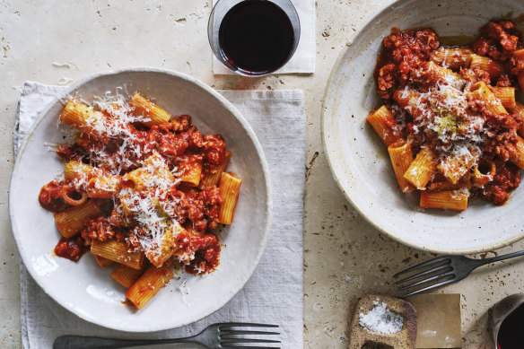 Combine all the ragu ingredients in a pot and simmer for an hour.