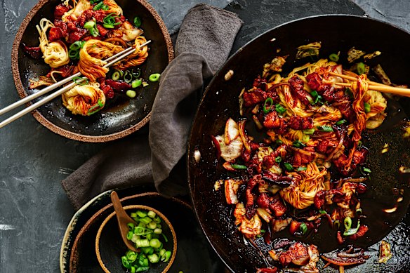 Pork and cabbage yakisoba.