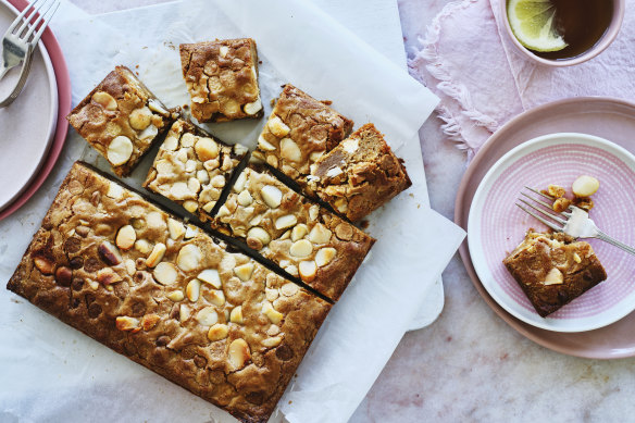 If you like macadamia and white chocolate cookies, you’ll love these blondies.