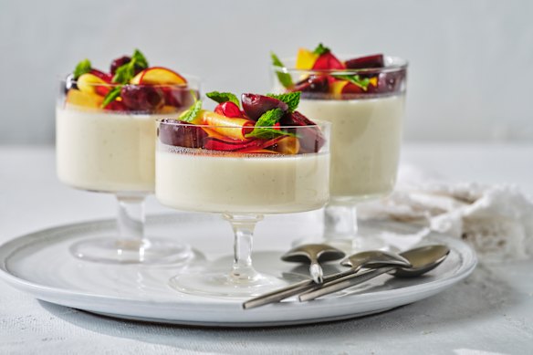 Set the jelly in individual coupe glasses or shallow bowls so it’s spoonable.