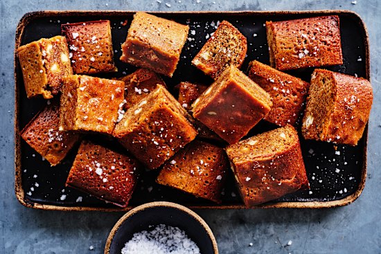 Caramel blondies.