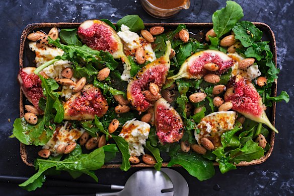 Feel free to add some sliced prosciutto as your protein.