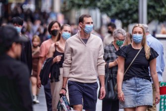 People wearing face masks in Melbourne.