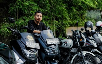 Bali'nin motosiklet kiralama derneğinin başkan yardımcısı Gede Mahatma Jaya.