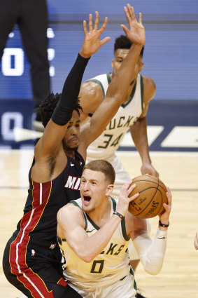 Donte DiVincenzo in action for Milwaukee. 