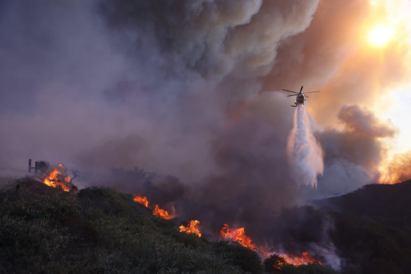 The US Federal Aviation Authority warned against interfering with firefighting after a drone collided with a plane over the Palisades blaze.