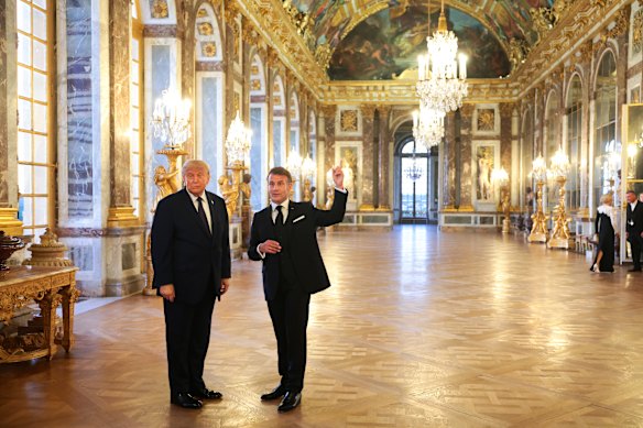 Trump riceverà una visita personale a Versailles dal presidente francese Emmanuel Macron prima della cena del G7 di mercoledì.