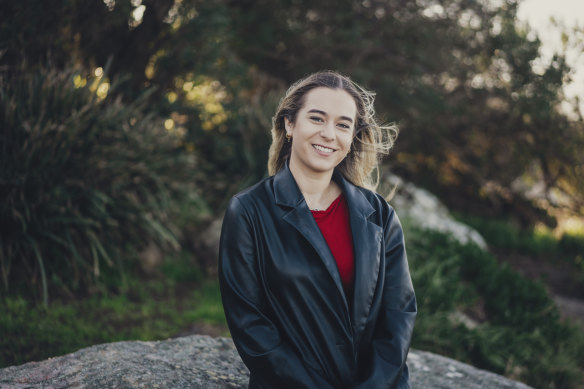 April Willis, 21, says that while social media did negatively impact her mental health, it also helped her find friends at a time when she was struggling. 