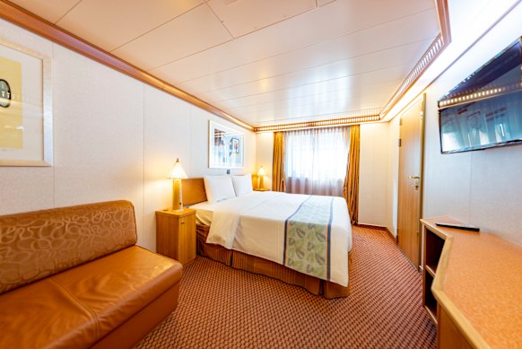 Ocean View rooms don’t feature balconies but young kids can still sit on the window sills to enjoy the view.