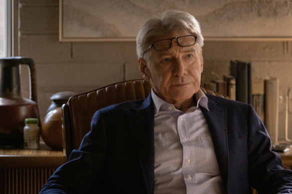 Harrison Ford plays a therapist with no filter in Shrinking.
