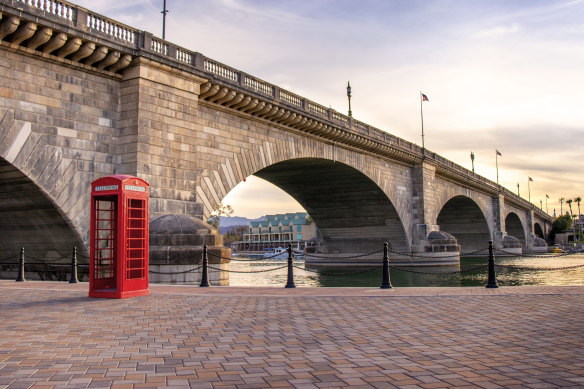 A London-style phone booth next to the bridge.