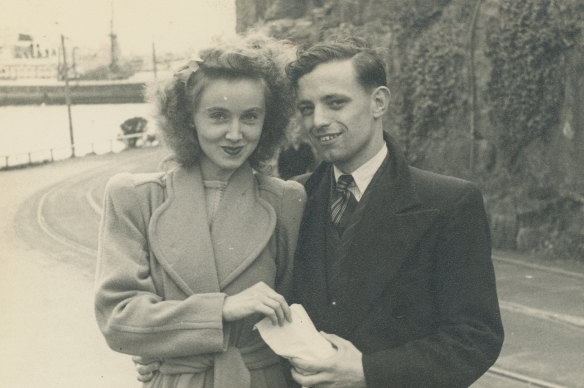 Marie and Con in Sydney around 1949.