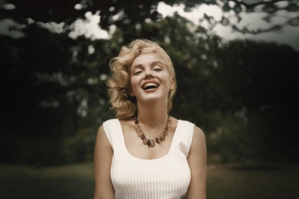 Marilyn Monroe’s resolutions included finding a partner for dance classes.