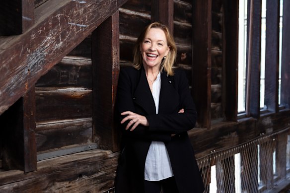 Rebecca Gibney is stepping on stage for the first time in 20 years, starring in Circle Mirror Transformation for the Sydney Theatre Company.