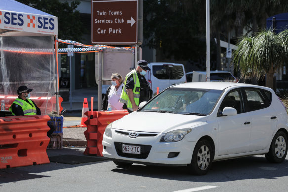 Cars being stopped on the Queensland side of the NSW border.