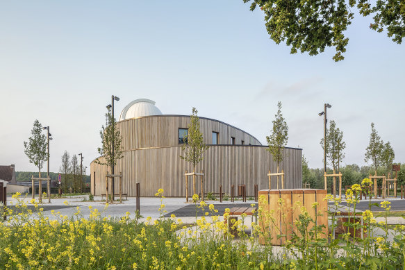 Snøhetta’s planetarium and observatory in northern France inspired by “the elliptical and continuous movement of the stars”.