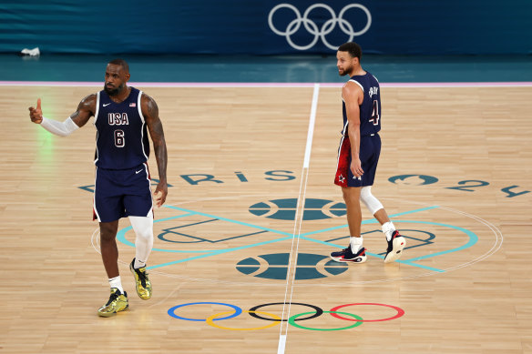 LeBron James shines yet again in his appropriate gold footwear.