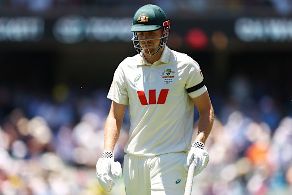 Cam Green trudges off on day in Adelaide one after another terrible shot.