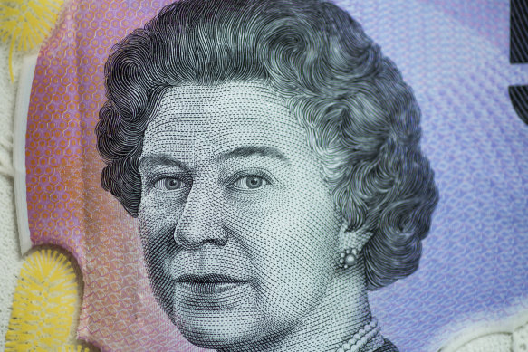 Money with the Queen’s face will remain legal tender. 