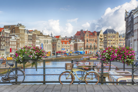 Amsterdam is one of four major cities in the Randstad. 