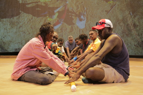 Rehearsals of Buŋgul at the Art House in Wyong.
