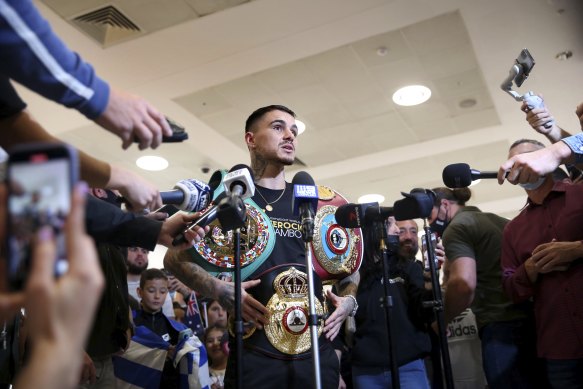 About 200 fans greeted Kambosos on his return to Sydney.