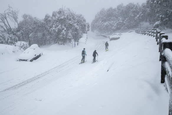 Mount Buller is among the alpine resorts preparing for a rush of skiiers but the latest lockdown was damaging for skiing industry. 
