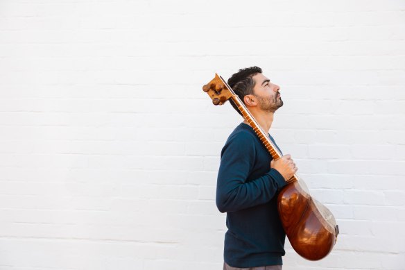 Hamed Sadeghi: The Iranian-Australian tar player carves out an idiom all his own.
