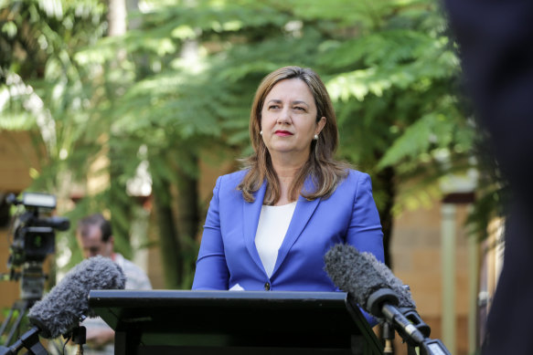 Queensland Premier Annastacia Palaszczuk has apologised to parents after school was cancelled in the state’s south-east.