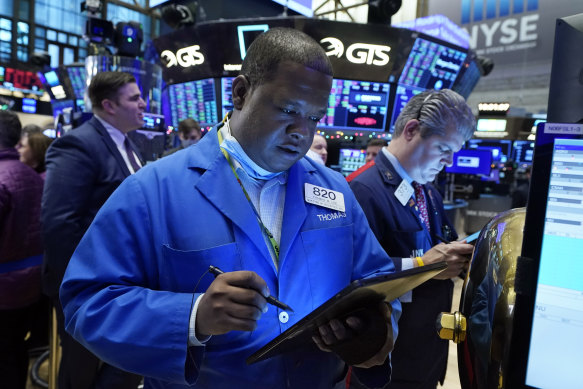 Wall Street closed the week with heavy losses.