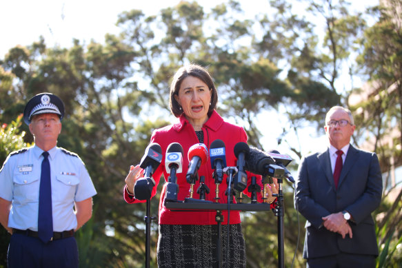 NSW Premier Gladys Berejiklian details her decision to close the NSW-Victoria border.