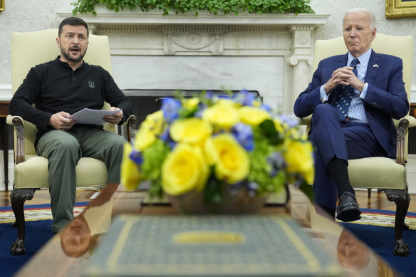 Ukrainian President Volodymyr Zelensky with US President Joe Biden in the Oval Office in September.
