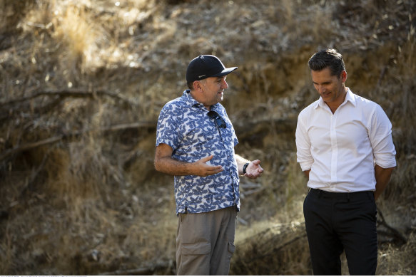 Robert Connolly (left) and Eric Bana filmed The Dry in Beulah in Victoria’s south Mallee region. 