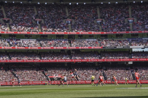 A police investigation into an alleged scam centred around fraudulent AFL grand final tickets.