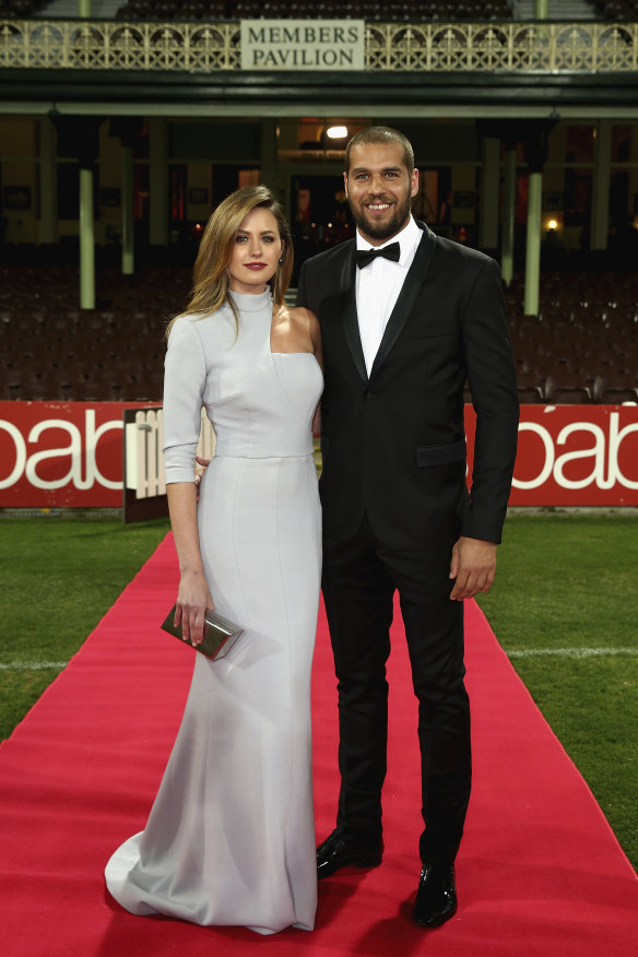 Drama from a distance ... Jesinta and Buddy Franklin.