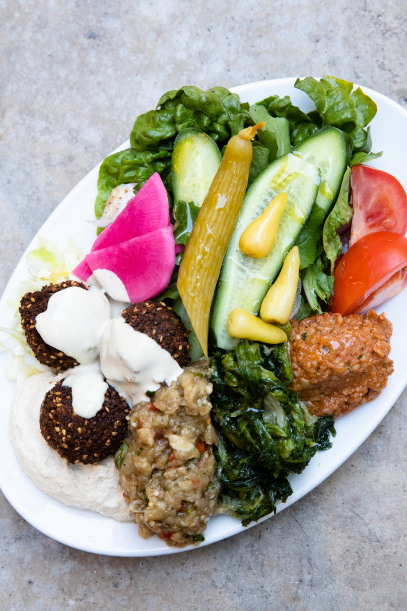 Mezze plate.