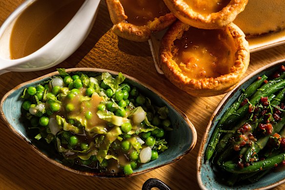 Get a Sunday roast with Yorkshire pudding at Northern Git.