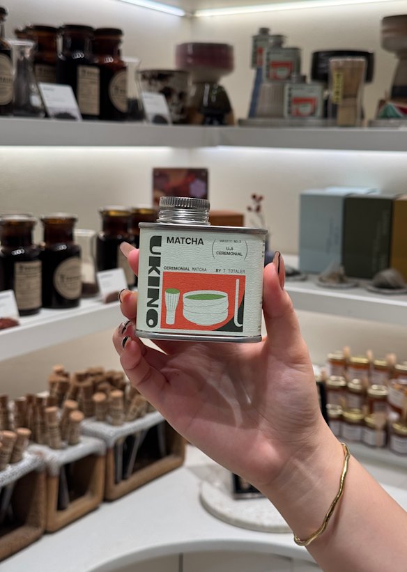 T Totaler also sells tea supplies. 