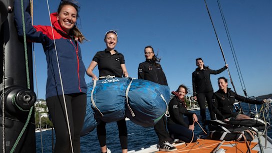Skipper Elizabeth Tucker (in red) with the all female crew, (L-R) Annie Stevenson, Bayley Taylor, Malin Ludwig, Maddie Lyons, and Katie O’Mara. 