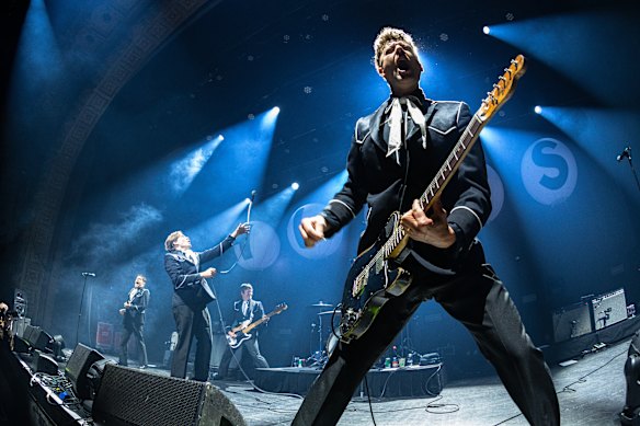Clearly, the Hives don’t take themselves terribly seriously. 