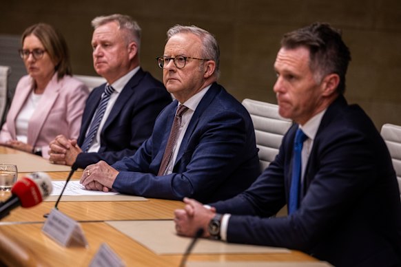 O acordo encerra um longo impasse entre os governos federal e estadual.