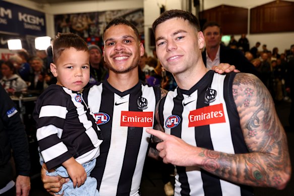 Collingwood teammates Bobby Hill and Jamie Elliott have a tight bond.