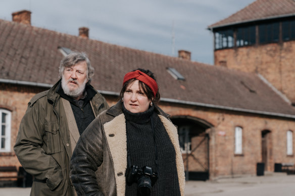 Stephen Fry and Lena Dunham in Treasure.