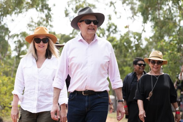 Prime Minister Anthony Albanese, partner Jodie Haydon (left), Minister for Indigenous Australians Linda Burney (right) and Member for Lingiari Marion Scrymgour (rear) arrive for a meeting with the Dilak Council at Garma.